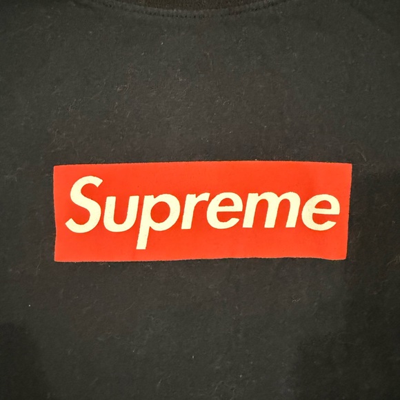 Supreme T-Shirt Youth Size Large - Picture 2 of 3